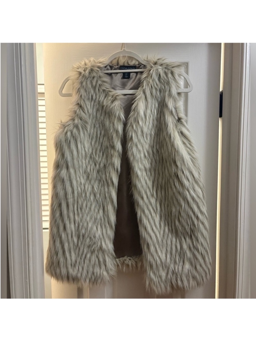 Cynthia Rowley Faux Fur Vest in Light Gray